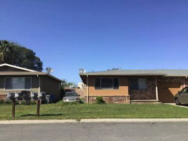 Main picture of 1371 1373 Bancroft