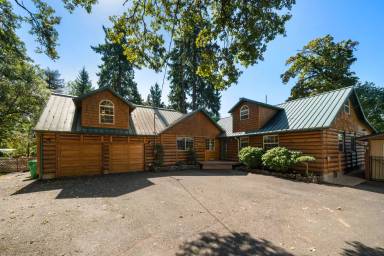 Main picture of 14239 SE Fairoaks Ln