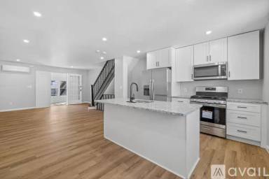 Main picture of 216 Wright Ave