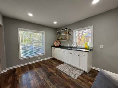 Main picture of 3126 E Southcross Blvd