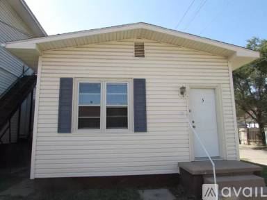 Main picture of 716 E 4th Ave
