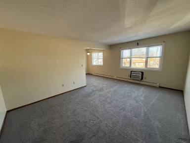 Main picture of 330 Annapolis St W