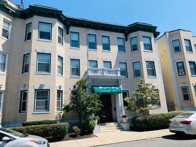 Main picture of 80 Gordon St