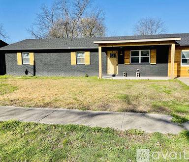 Main picture of 421 Willard D Lewis St