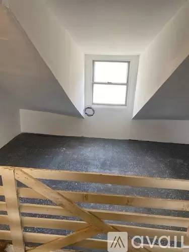 Main picture of 1045 Birch St