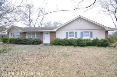 Main picture of 5758 Carriage Hills Dr