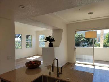Main picture of 2740 Farragut Rd