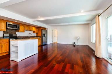 Main picture of 1 Portofino Ct