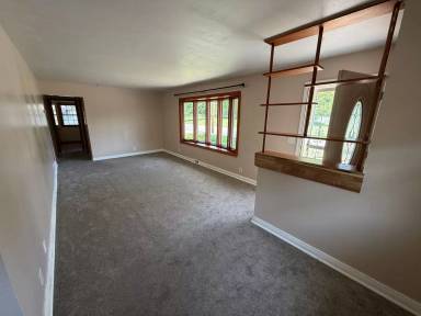 Main picture of 106 W 104th St