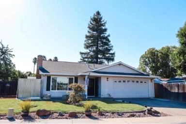 Main picture of 3404 Red Barn Ct