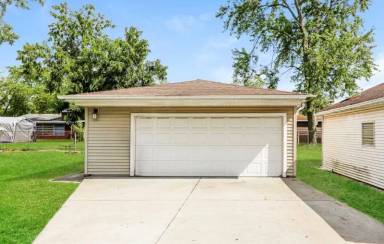 Main picture of 47 Pamela Dr