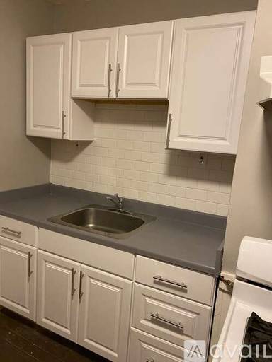 Main picture of 23 Spicer Ave