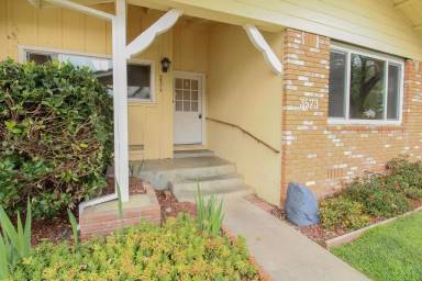 Main picture of 3573 Johnson Ave