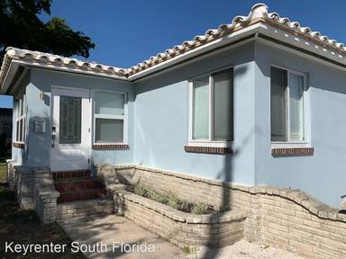 Main picture of 301 SW 17th St