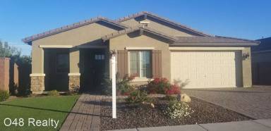 Main picture of 246 W White Oak Ave