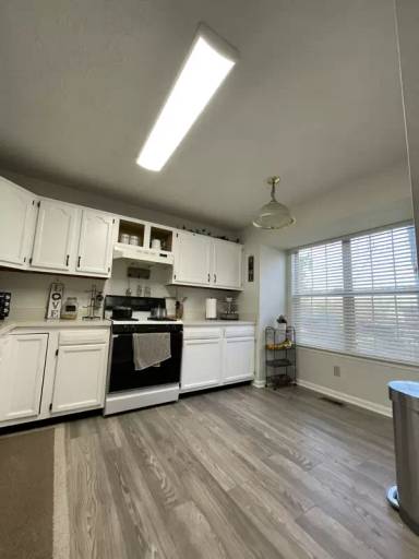 Main picture of 106 Healy Ct