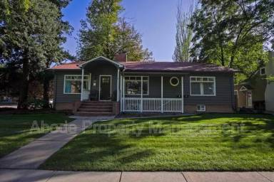 Main picture of 501 W Mountain Ave