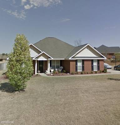 Main picture of 64 Lee Road 2137