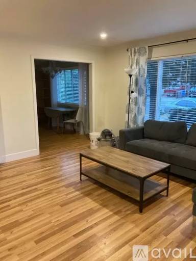 Main picture of 1111B Seabright Ave