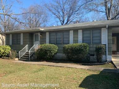 Main picture of 2241 1st Pl NW