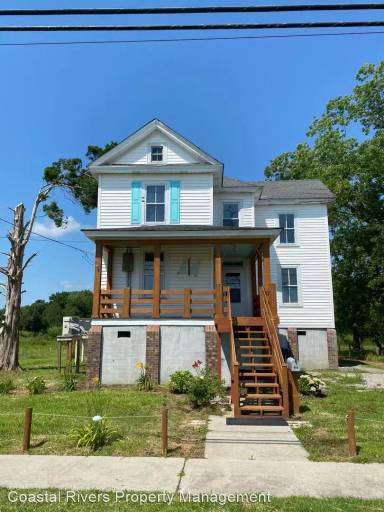 Main picture of 554 W Main St