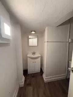 Main picture of 1306 W 7th St