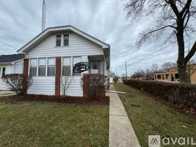 Main picture of 5427 33rd Ave