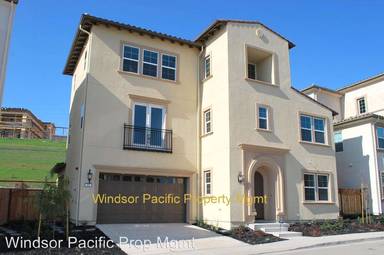Main picture of 721 Roseum Ct