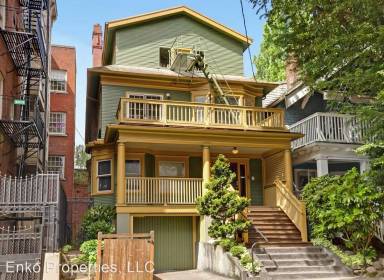 Main picture of 133 NW Trinity Pl