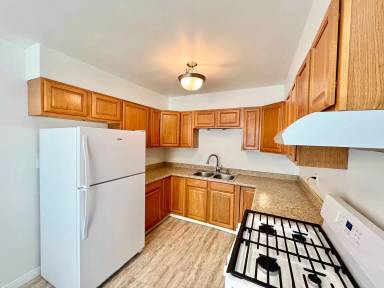 Main picture of 4650 Hawley Blvd