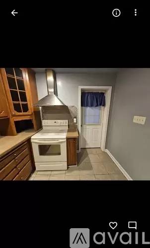 Main picture of 3251 Livingston Rd