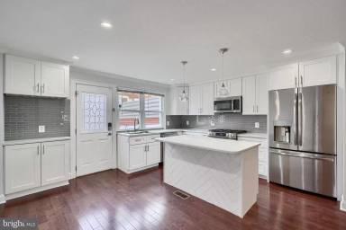 Main picture of 1437 Bonsal St