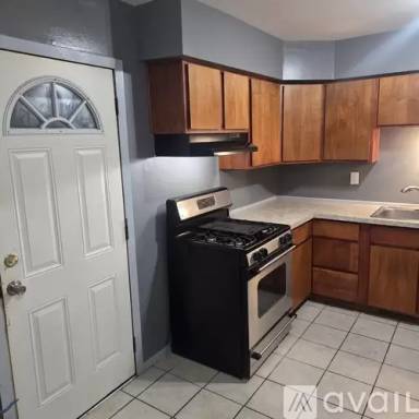 Main picture of 33460 Hagen Dr