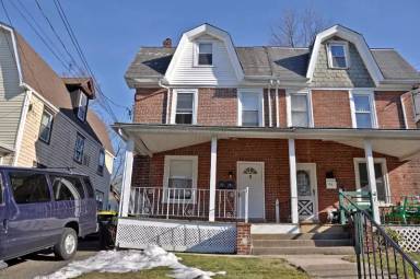 Main picture of 9 Church St