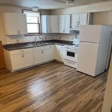 Main picture of 721 N Teal St