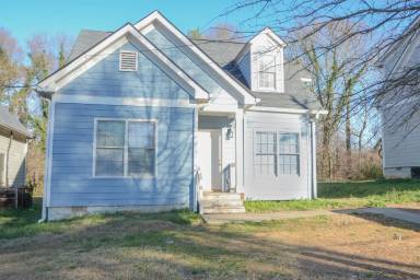 Main picture of 1217 Hightower Rd NW