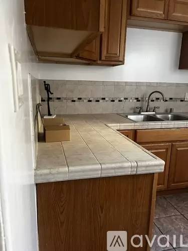 Main picture of 130 N Orlando Ave