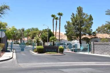 Main picture of 1907 Davina St