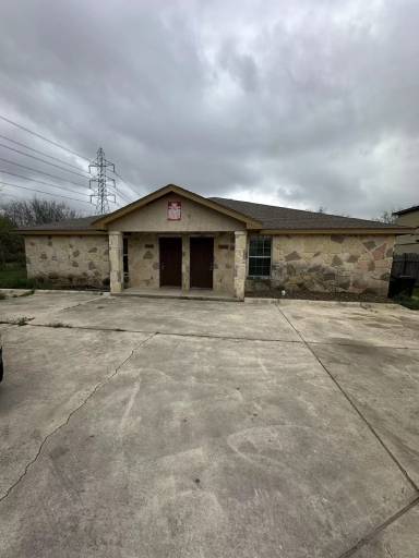 Main picture of 7650 Oak Chase
