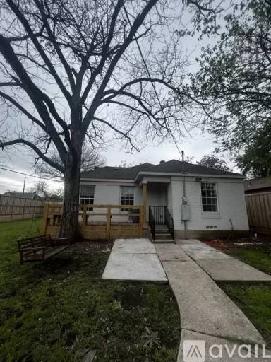 Main picture of 422 Hollywood Ave