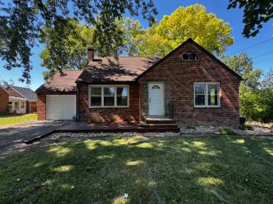 Main picture of 1010 Fairview Ave