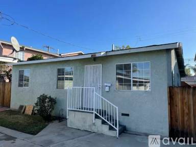 Main picture of 2310 Myrtle Ave