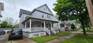 Main picture of 10325 Bernard Ave