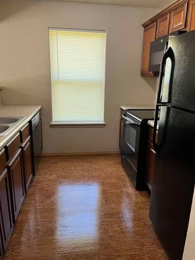 Main picture of 101 Razorback Way