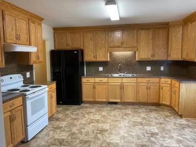 Main picture of 702 S Chestnut St