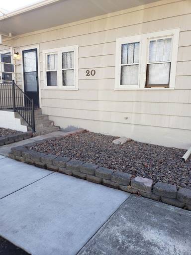 Main picture of 905 S Main St