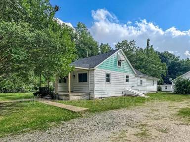 Main picture of 165 Magruder Ave