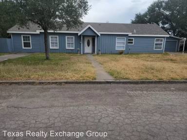 Main picture of 608 E Shelton St