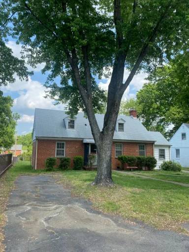 Main picture of 6410 Monument Ave