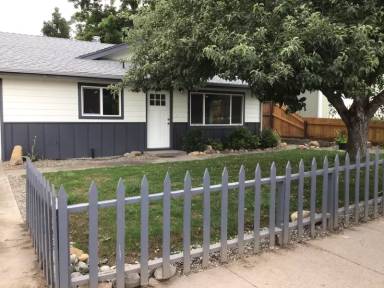 Main picture of 302 Rockfellow Dr